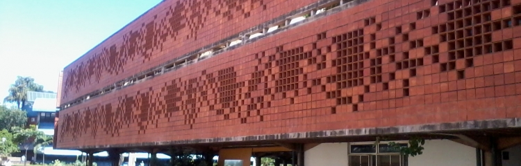 Foto da Biblioteca do campus Santa Mônica da UFU
